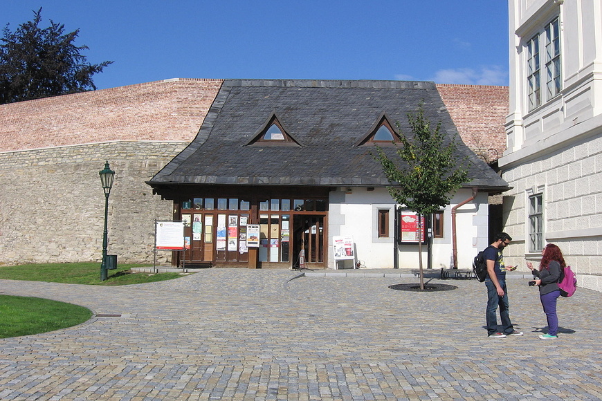 Informační centrum u chrámu sv. Barbory